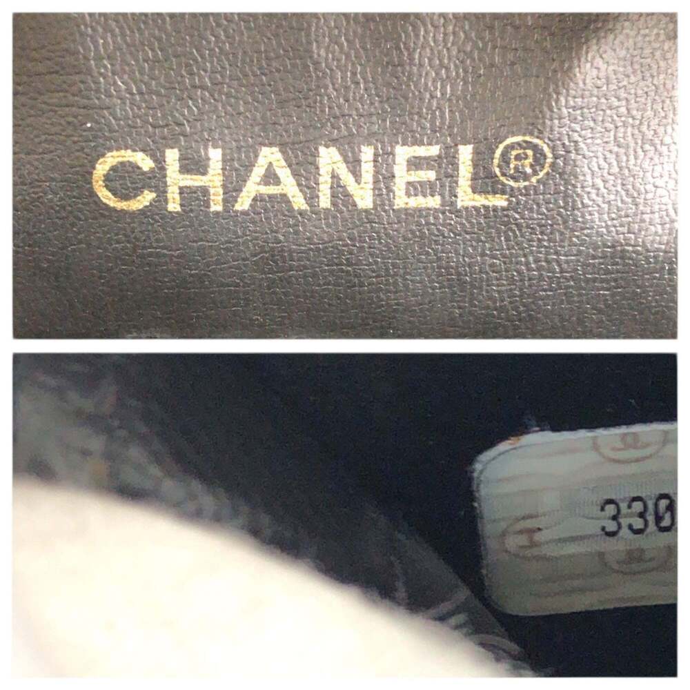 CHANEL Vintage Black Lambskin Leather Logo Pouch - Picture 4 of 10